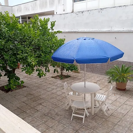 Il Giardino Dei Limoni Apartment *